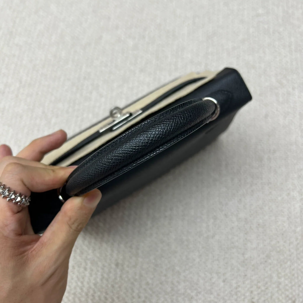 Hermès Kelly 25 black Epsom leather palladium hardware