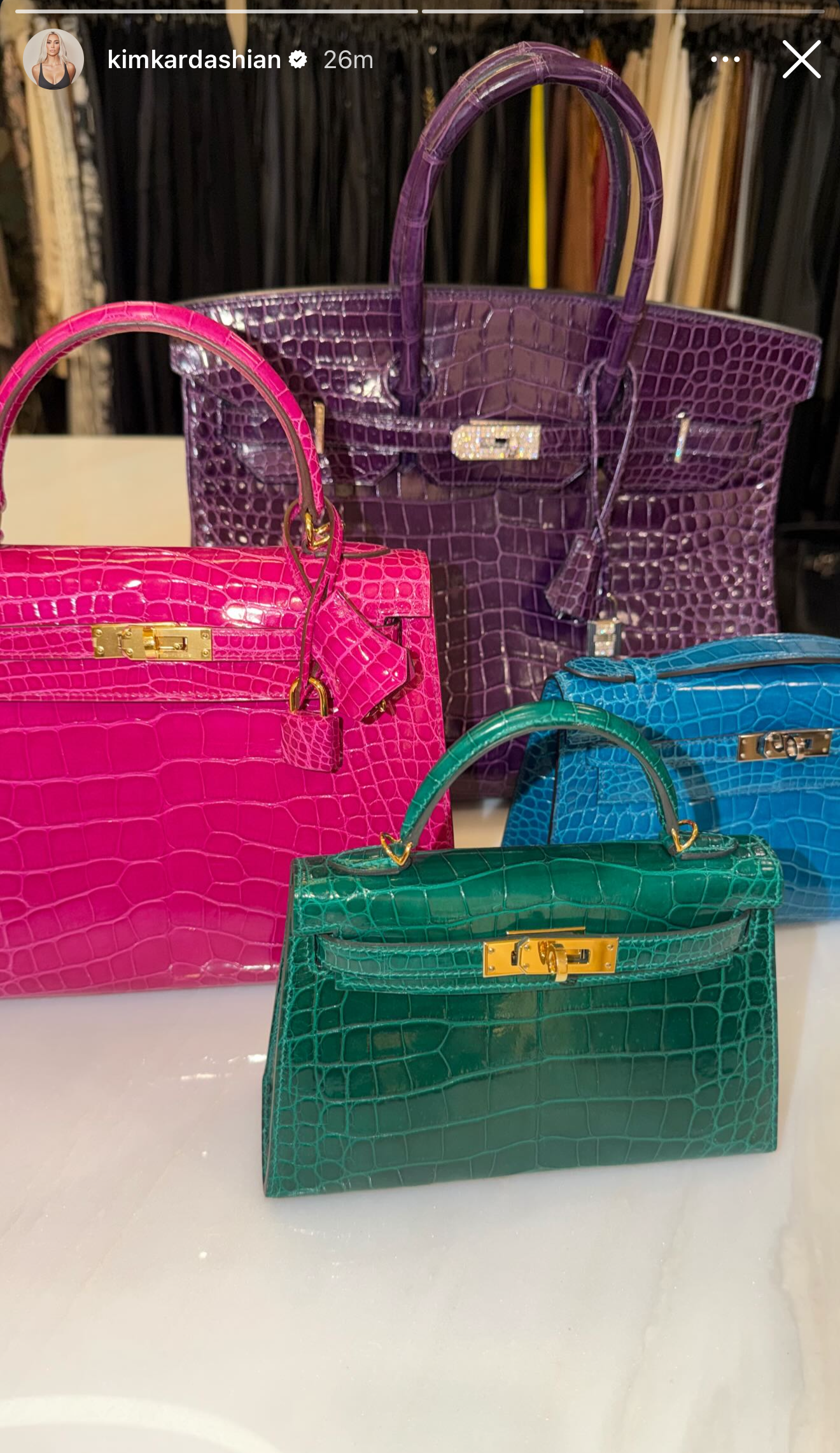 Hermes Kelly 25 Fuchsia 5J shiny crocodile leather gold hardware