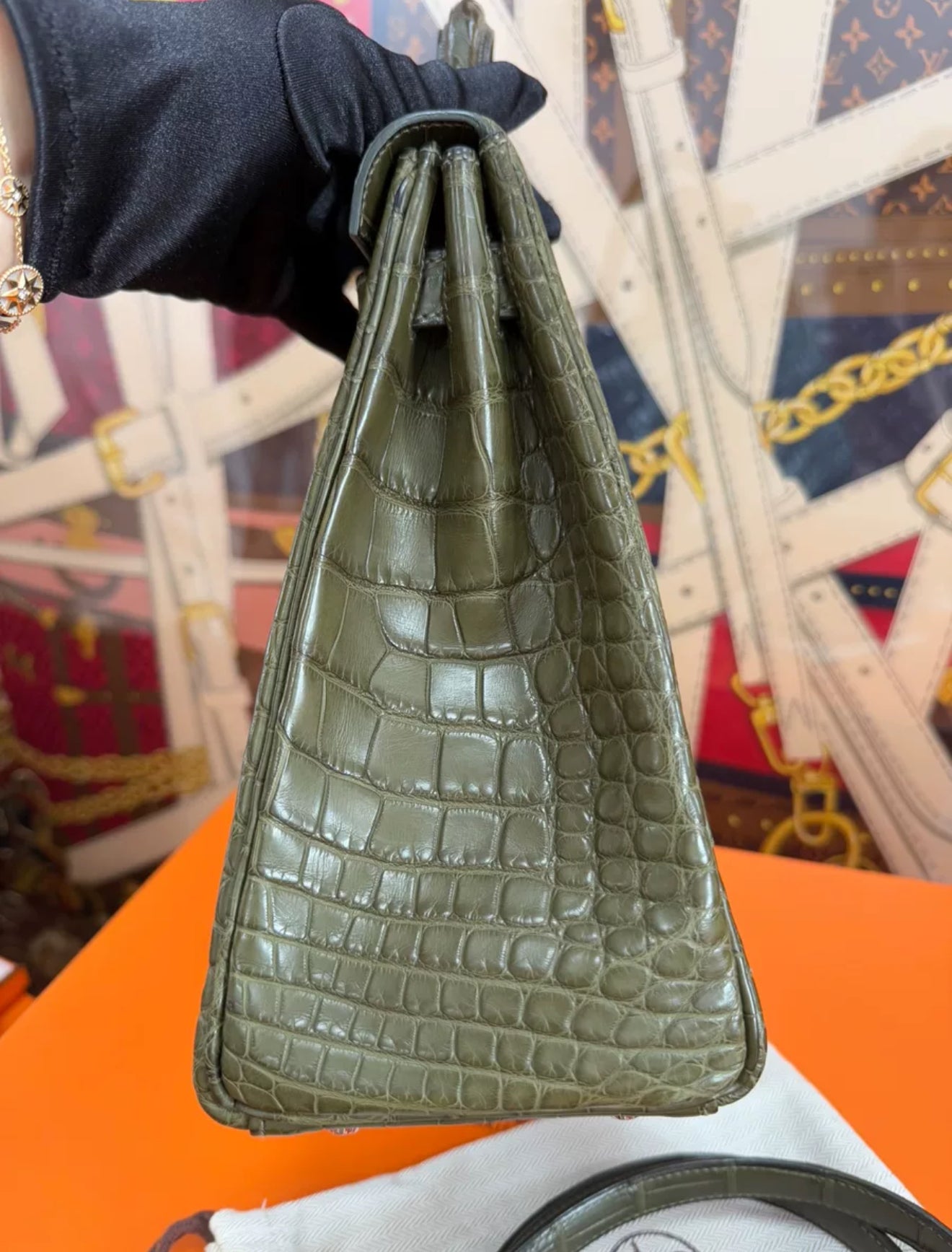 Hermès Kelly 32 olive green crocodile leather Palladium Hardware