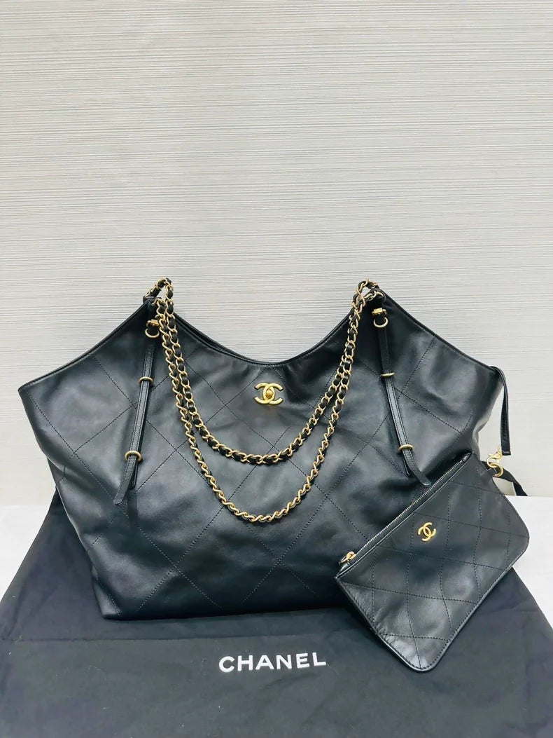 Chanel 25 maxi tote