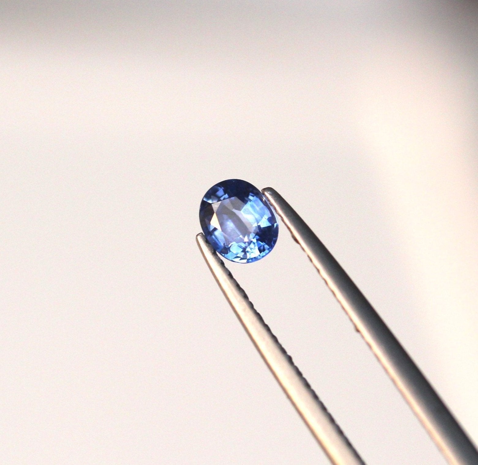 0.48 carats Oval Ceylon Blue Sapphire Gemstones