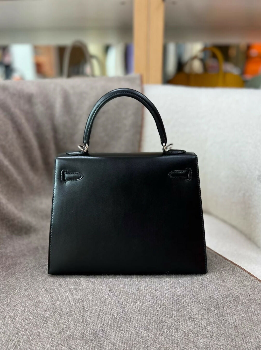 Hermes Kelly bag 25 Sellier Black　Tadelakt leather Palladium hardware