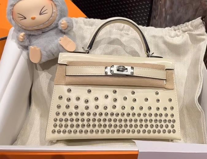 Hermès Mini Kelly 20 Clouté Cream Nata Box Leather Palladium Hardware