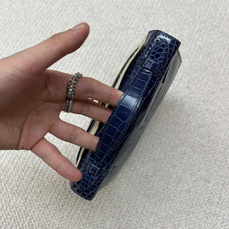 Hermès Kelly pochette M3 Blue shiny crocodile leather gold hardware