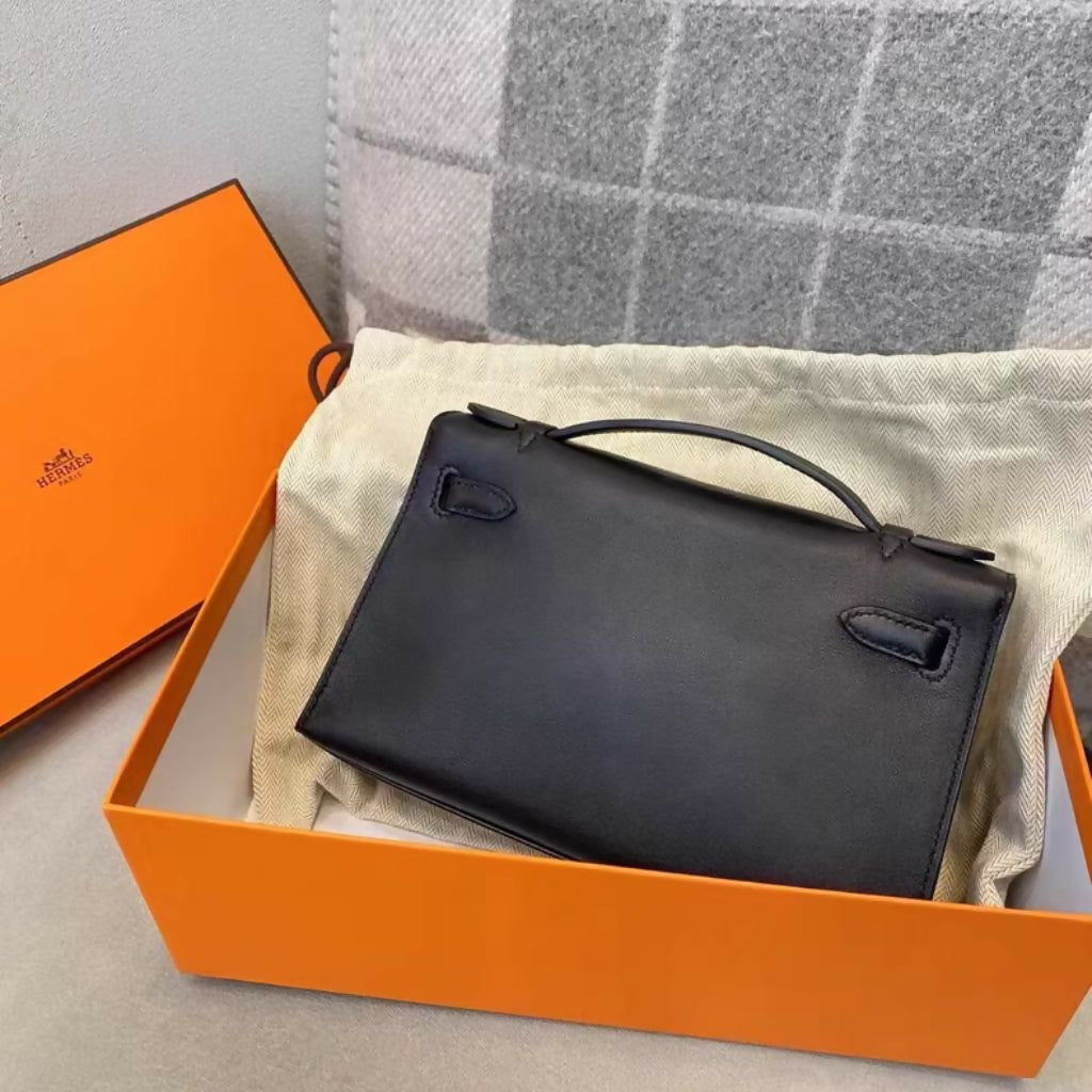 Hermes kelly Pochette Black Swift Leather Gold Hardware