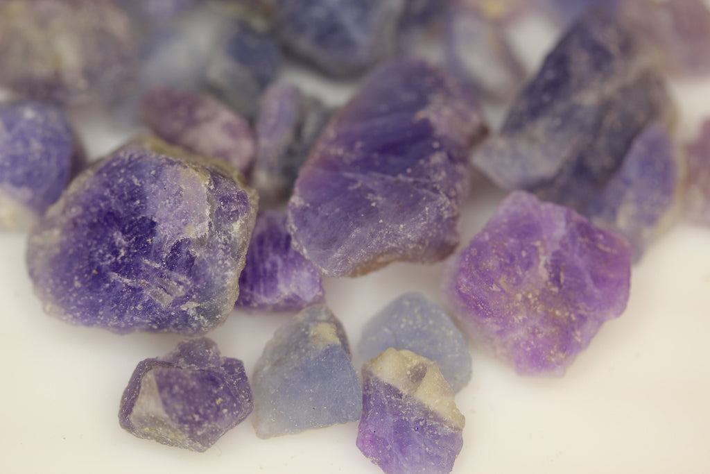 rocks that glow under uv light