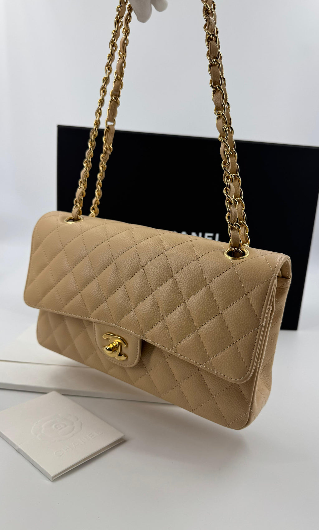 Chanel 25 Medium CF flap  beige Caviar leather