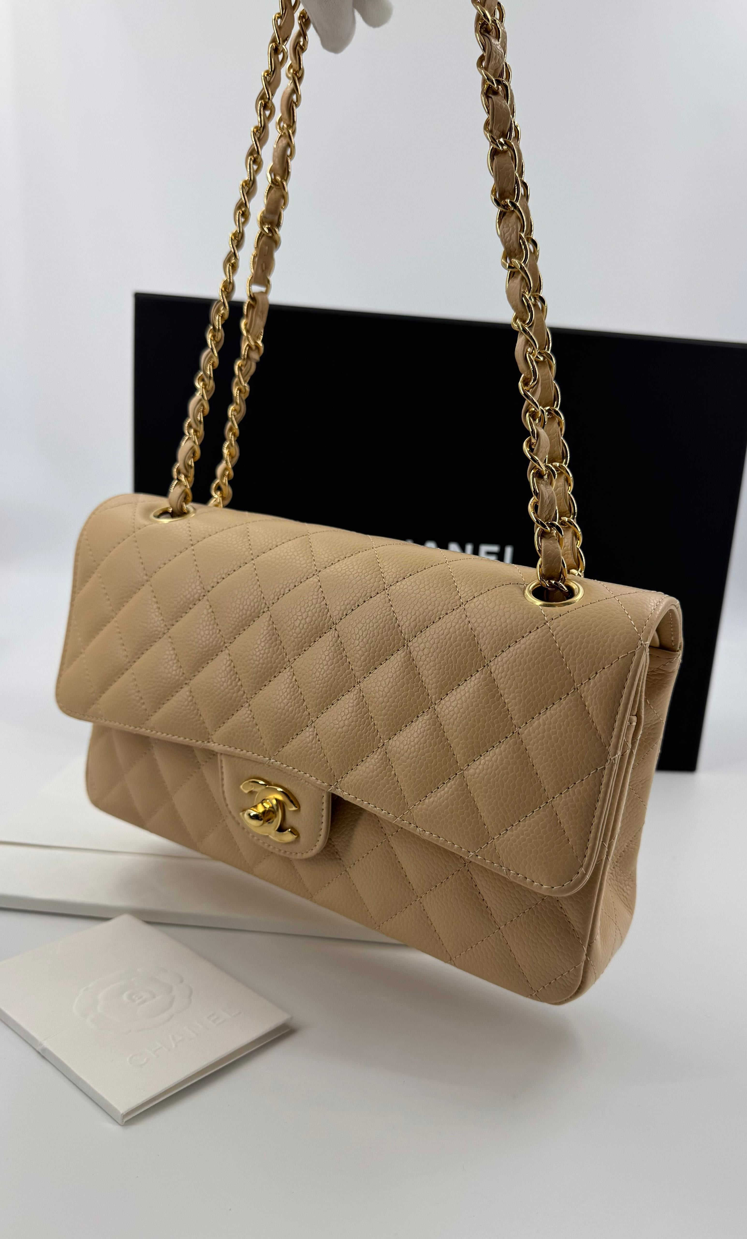 Chanel 25 Medium CF flap  beige Caviar leather