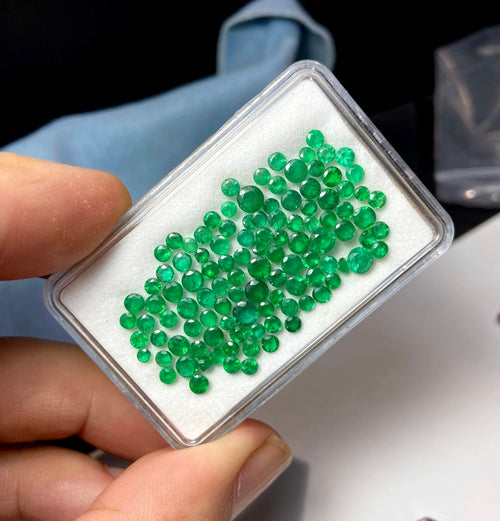 11 carats Vivid Green Emerald loose Gems