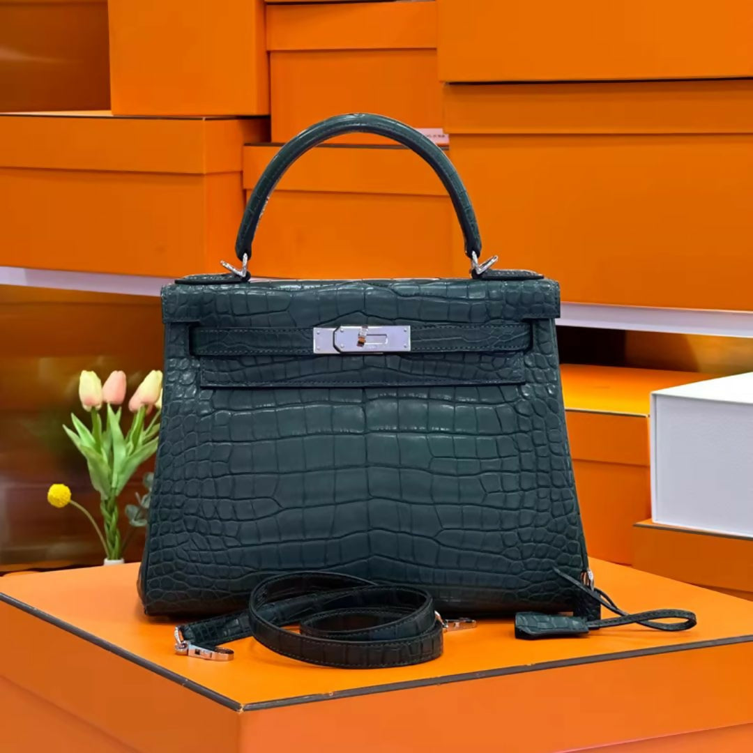 Hermès Kelly 28 Matte Green alligator palladium hardware
