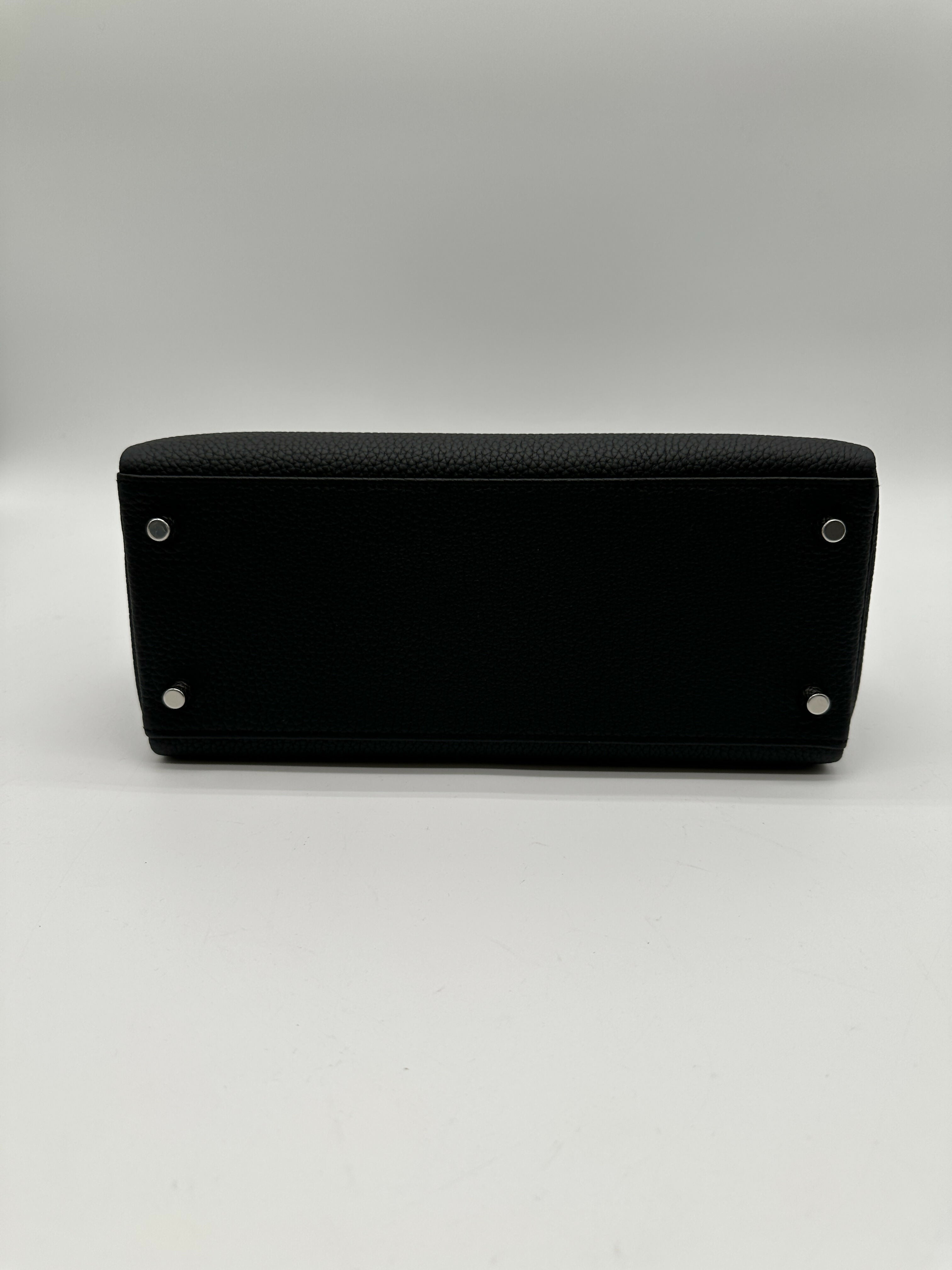 Hermes Kelly 28 black togo phw stamp K