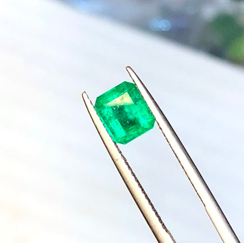 1.36 Carats Octagonal Loose Green Emerald Stone