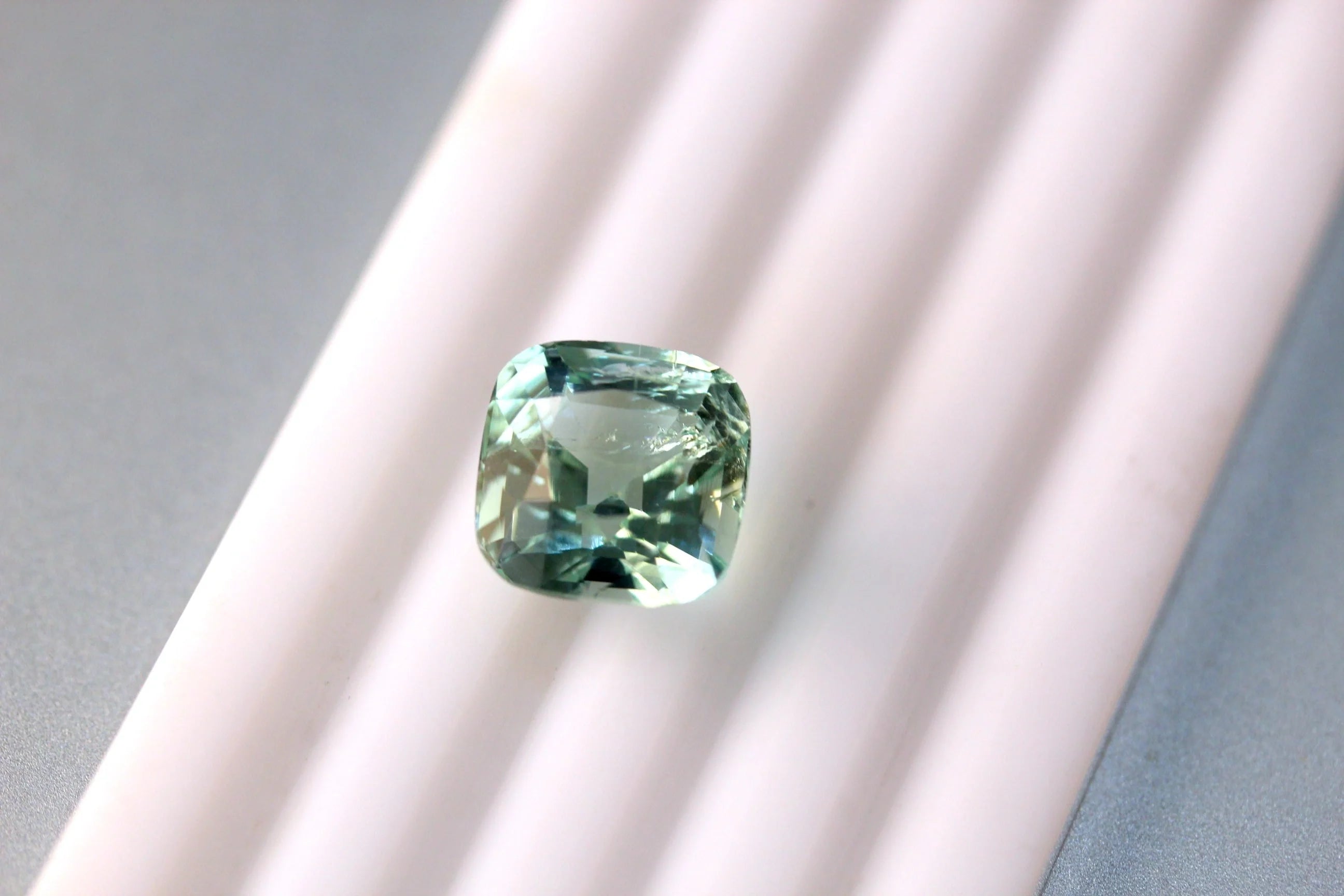 You May Like This Aquammarine Stone For Making Jewellery