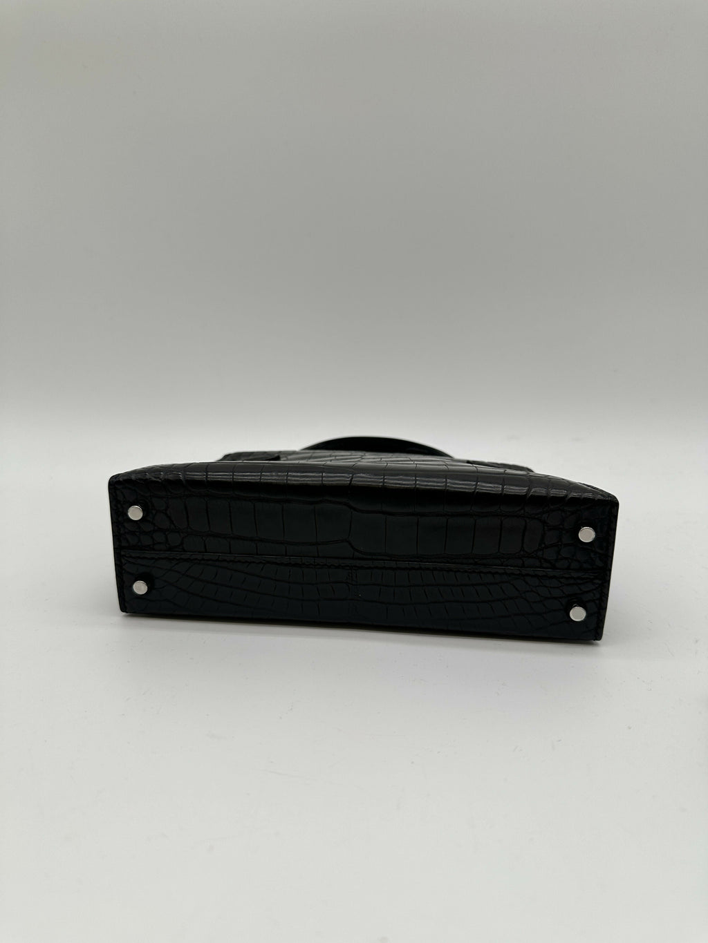 Hermès Kelly 20 Black Matte Alli Missi PHW B 2023