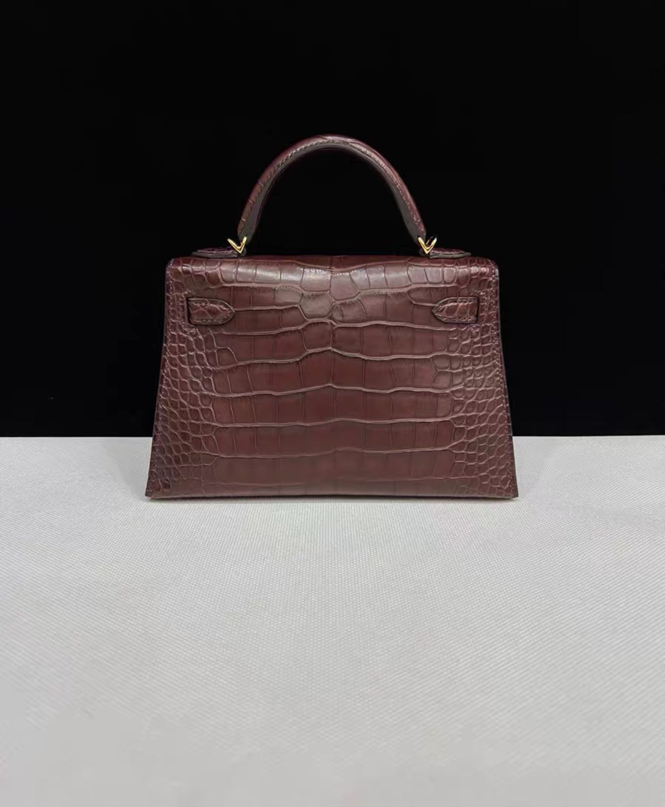 Hermès Mini Kelly Brown Havana Matte crocodile Leather Gold Hardware