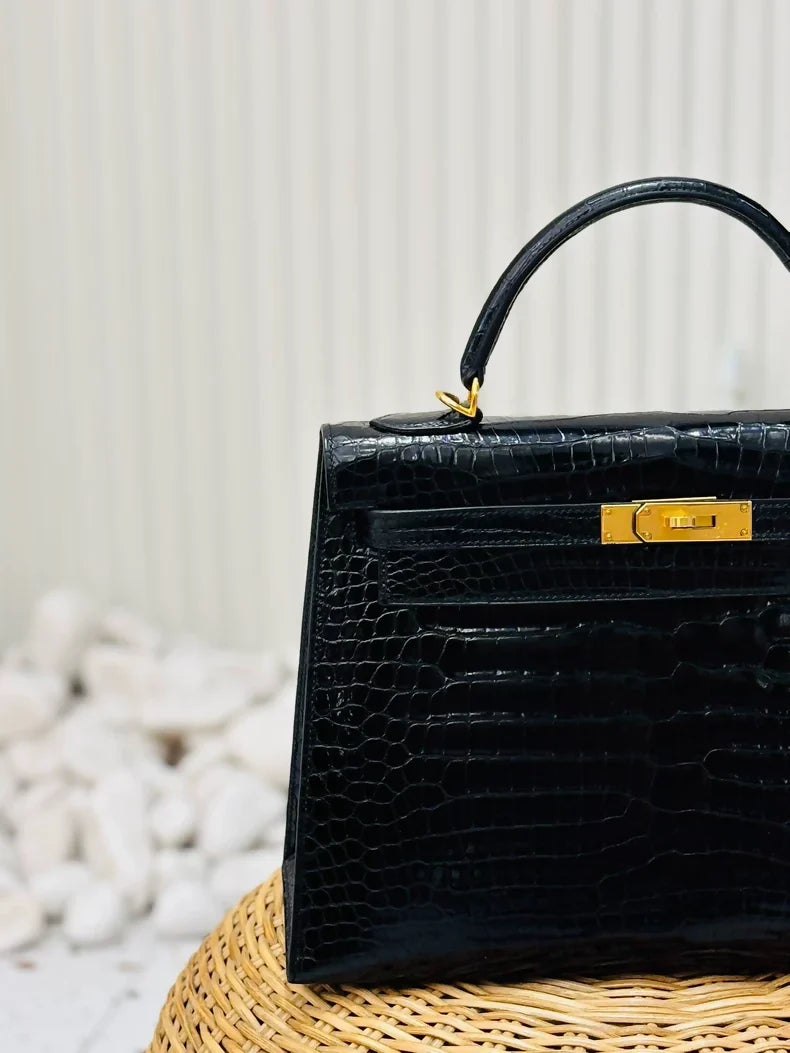 Hermes Kelly 32 shiny black crocodile leather gold hardware