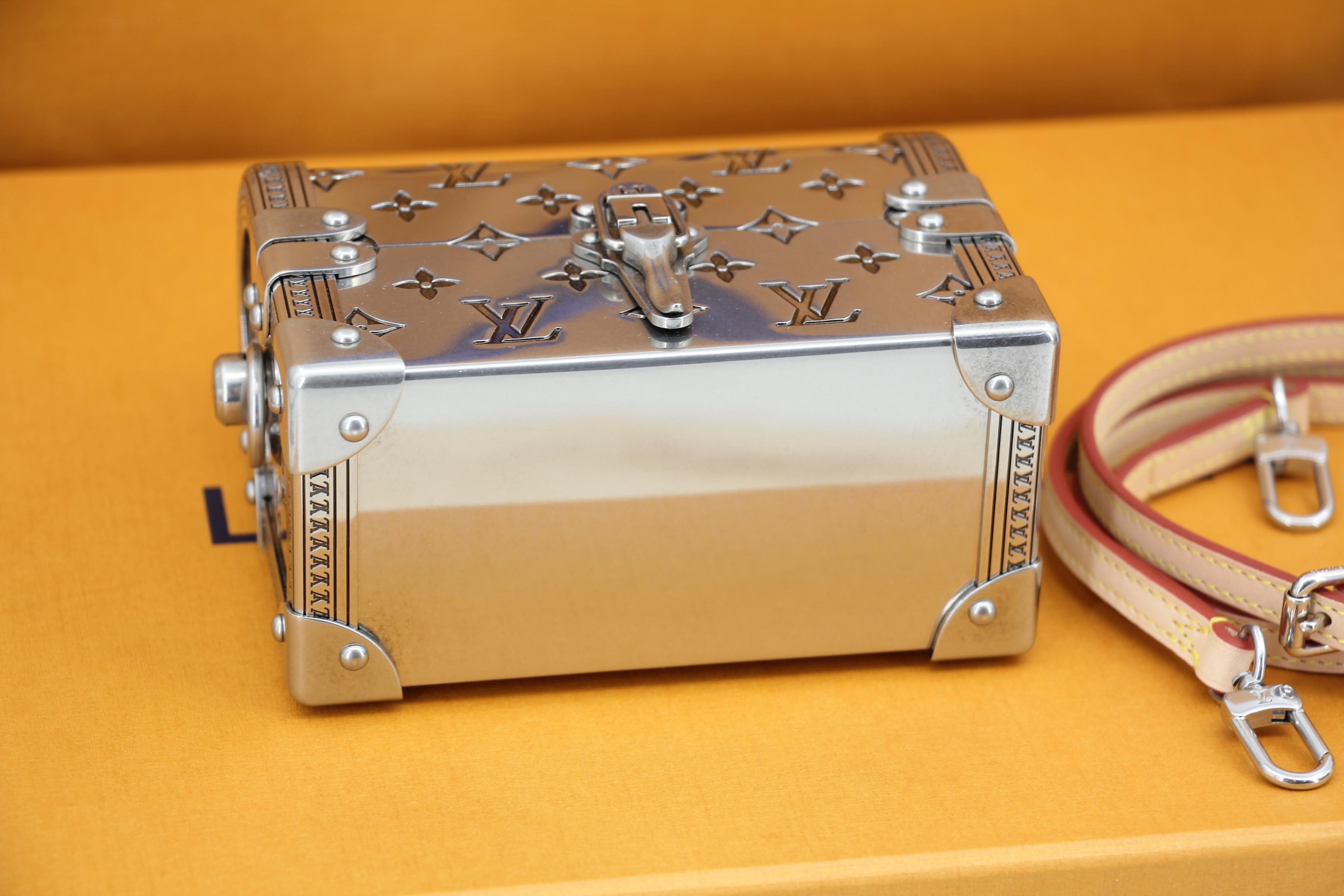 Louis Vuitton 2022 Metal Silver Monogram Mini Treasure Trunk