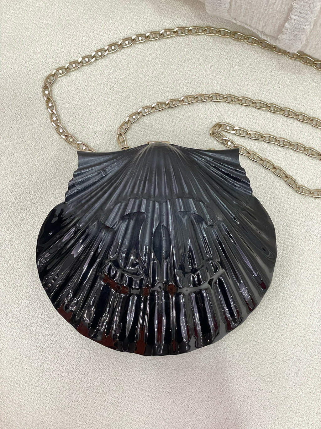 Chanel Cruise 2019 Shell Minaudière