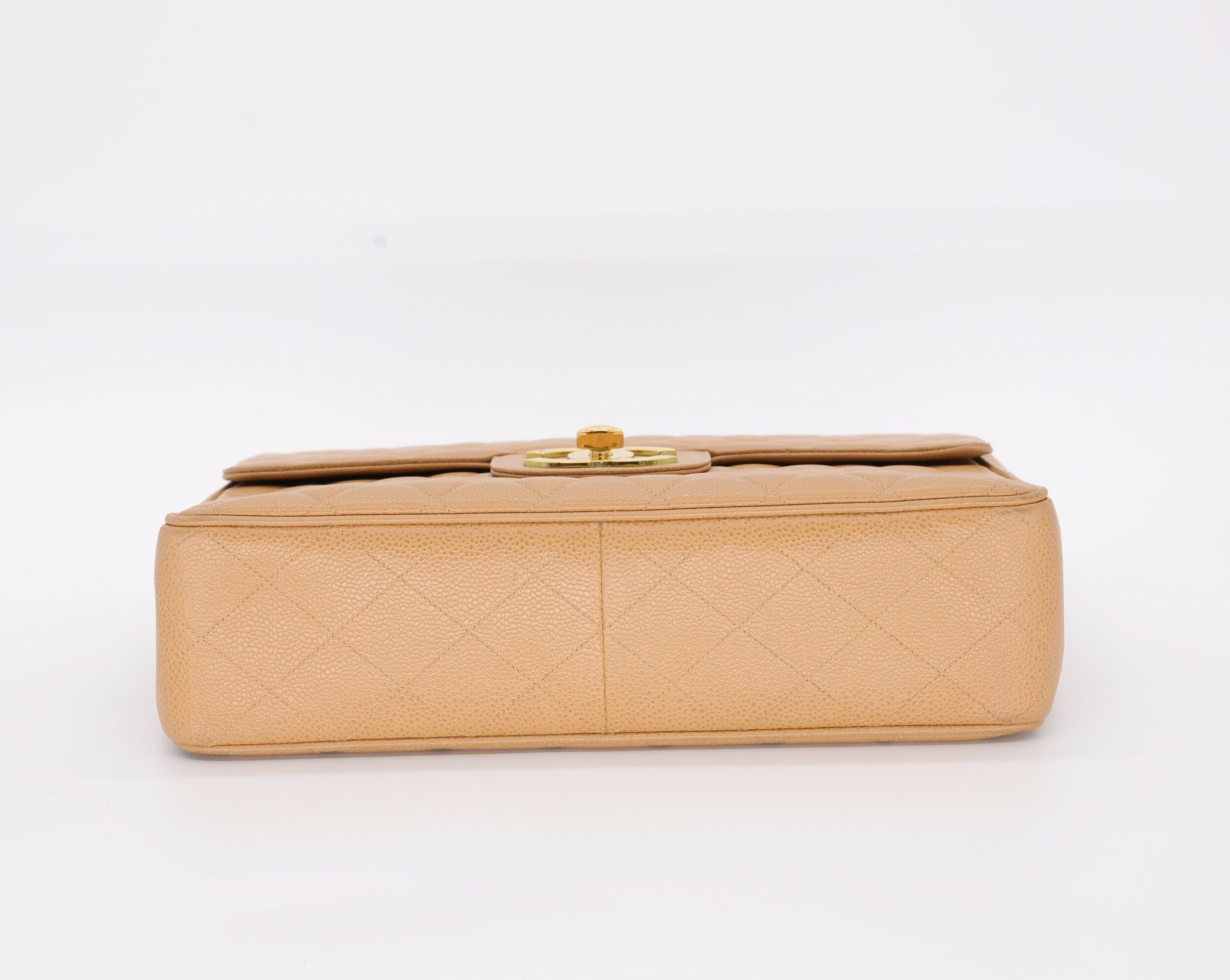 Chanel Vintage 1990s Caviar Ligt Beige Jumbo Single Classic Flap Bag