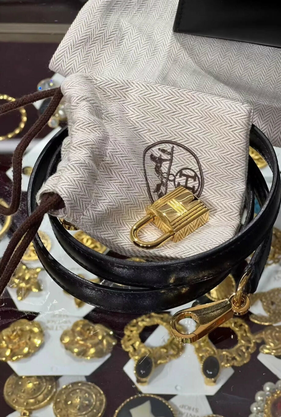 Hermès kelly 28 black box leather gold hardware