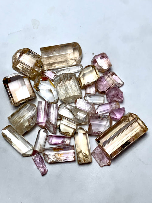 115 Carats Rare Raw Katlang Topaz For Faceting