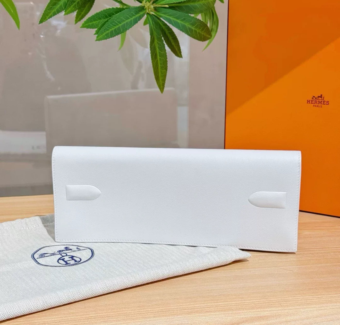 Hermès Kelly Cut Shadow Gris Pale Swift Leather