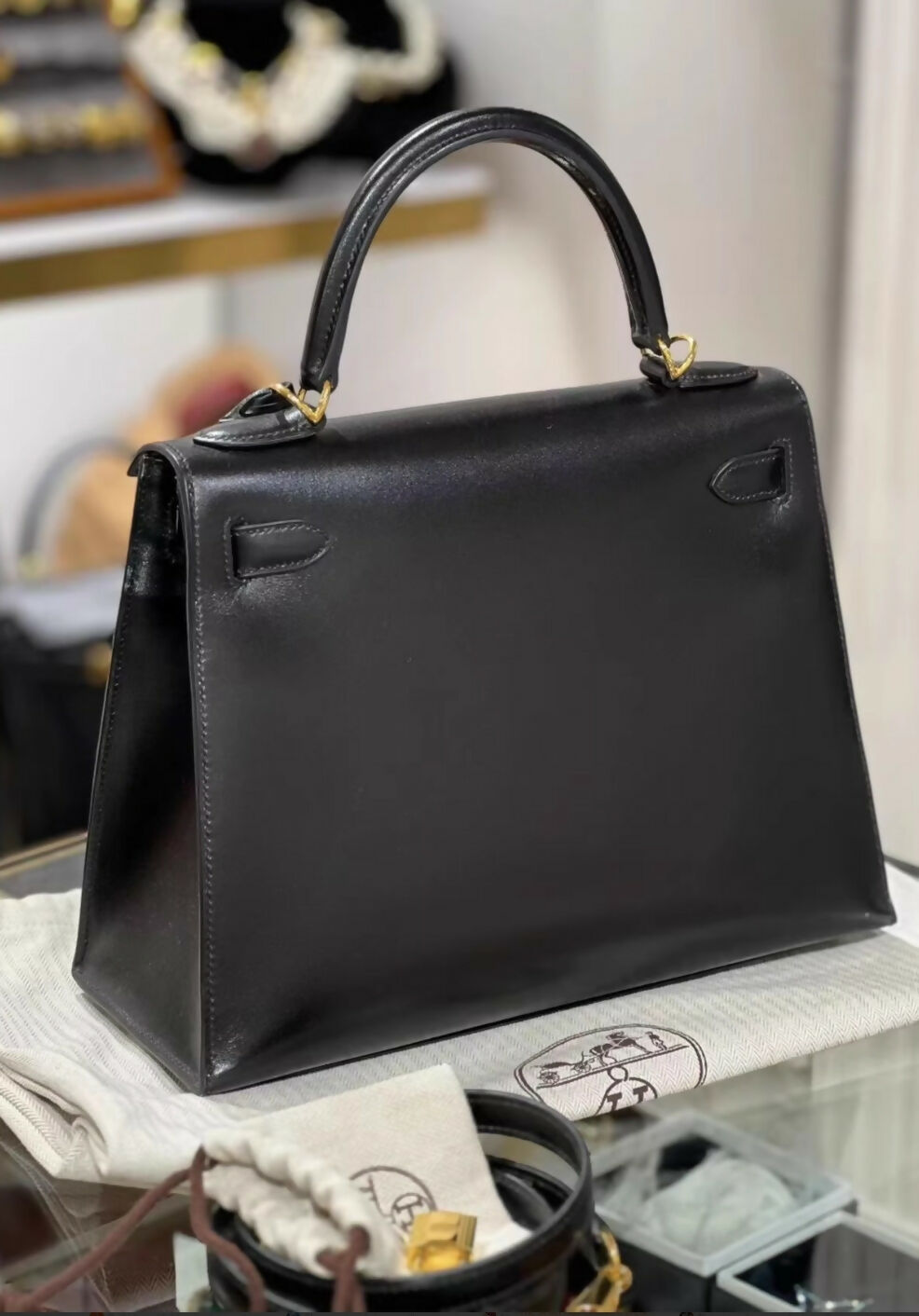 Hermès kelly 28 black box leather gold hardware