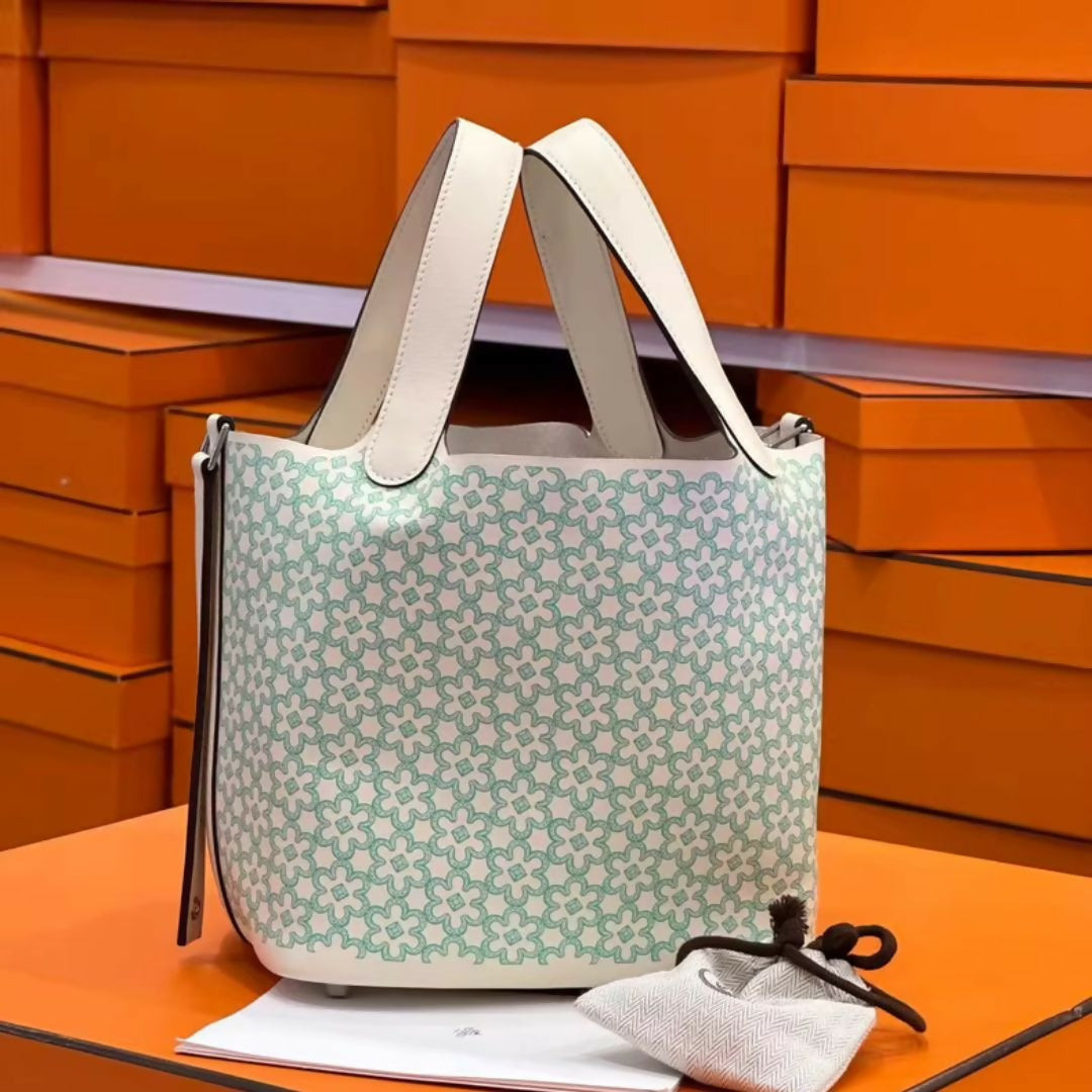Hermès Picotin Lock 18 "Lucky Daisy" Nata Swift Palladium Hardware