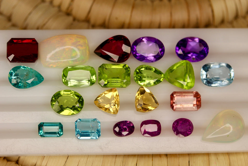 37 ct Mixed Variety of Loose Stones Deal