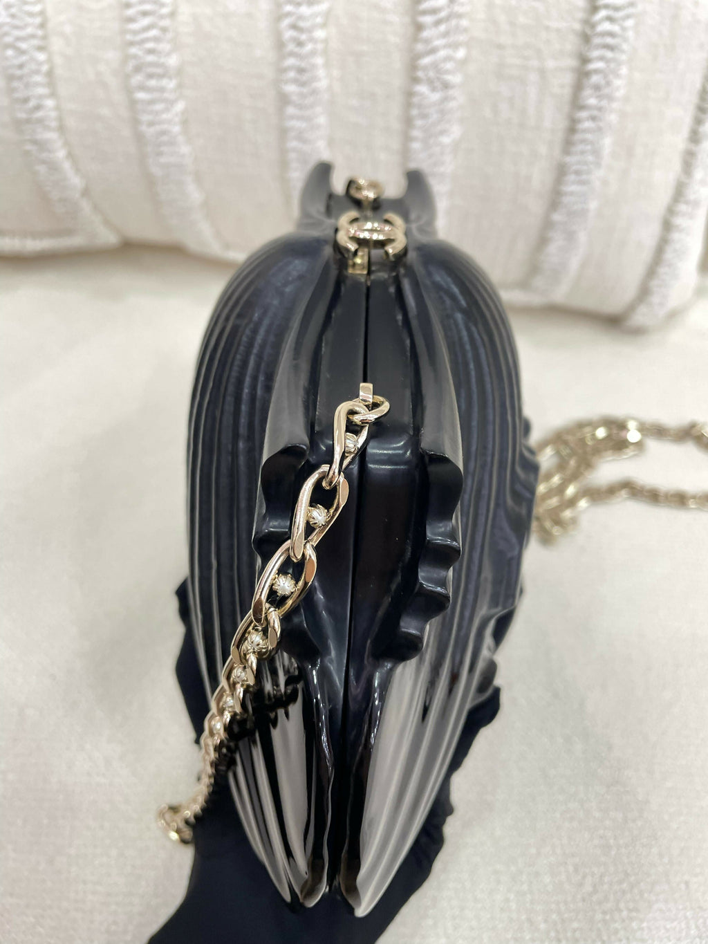 Chanel Cruise 2019 Shell Minaudière