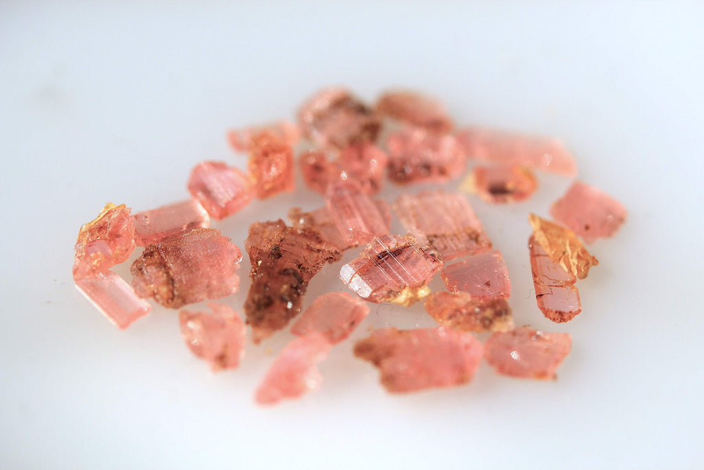 6.50 carats Most Rare Gemstone Pink "Vayrynenite" Crystals Skardu, Pakistan
