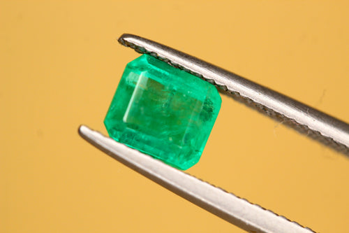 Vivid Green Swat Emerald Loose Stone