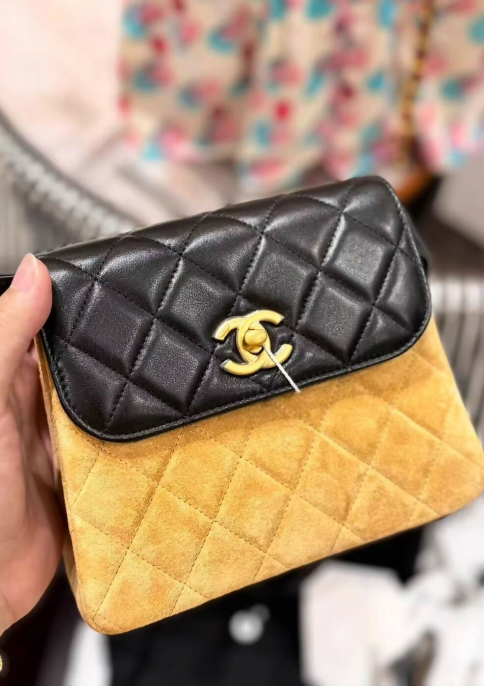 Chanel 25A leather & suede square flap bag