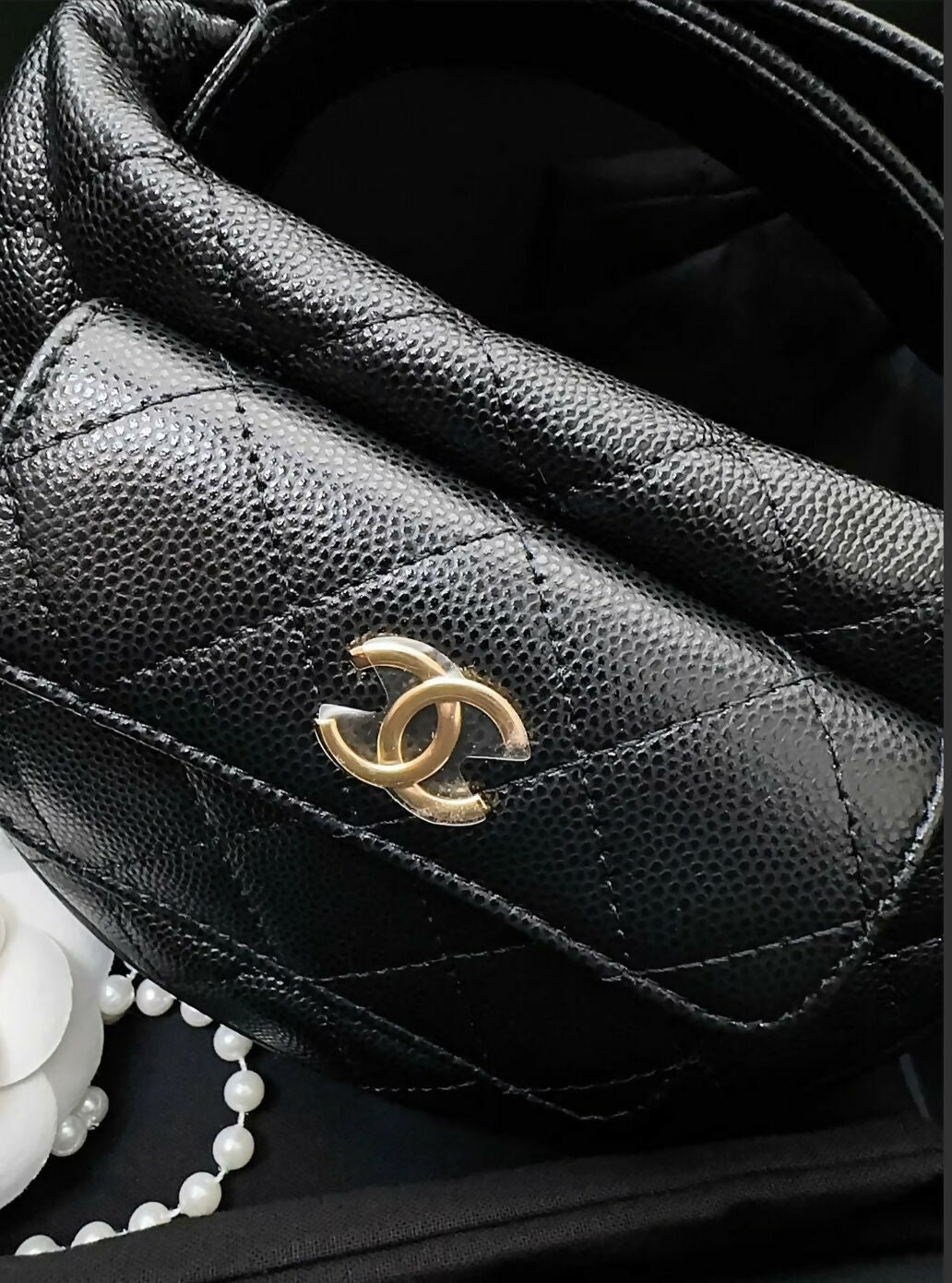 Chanel 23B black & gold hula hoop bag