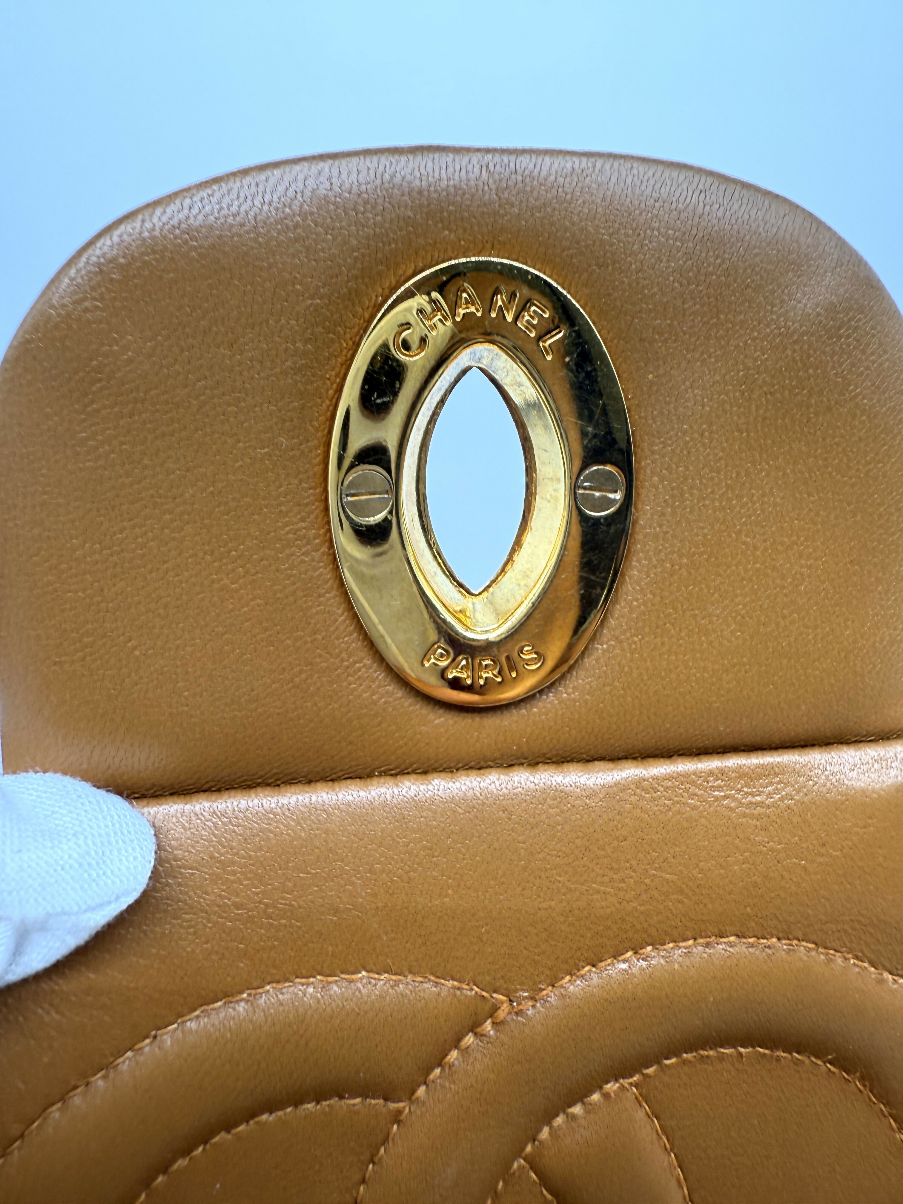 Chanel Vintage 1990s Caramel Brown Lambskin Maxi Single Classic Flap Bag - Series 2