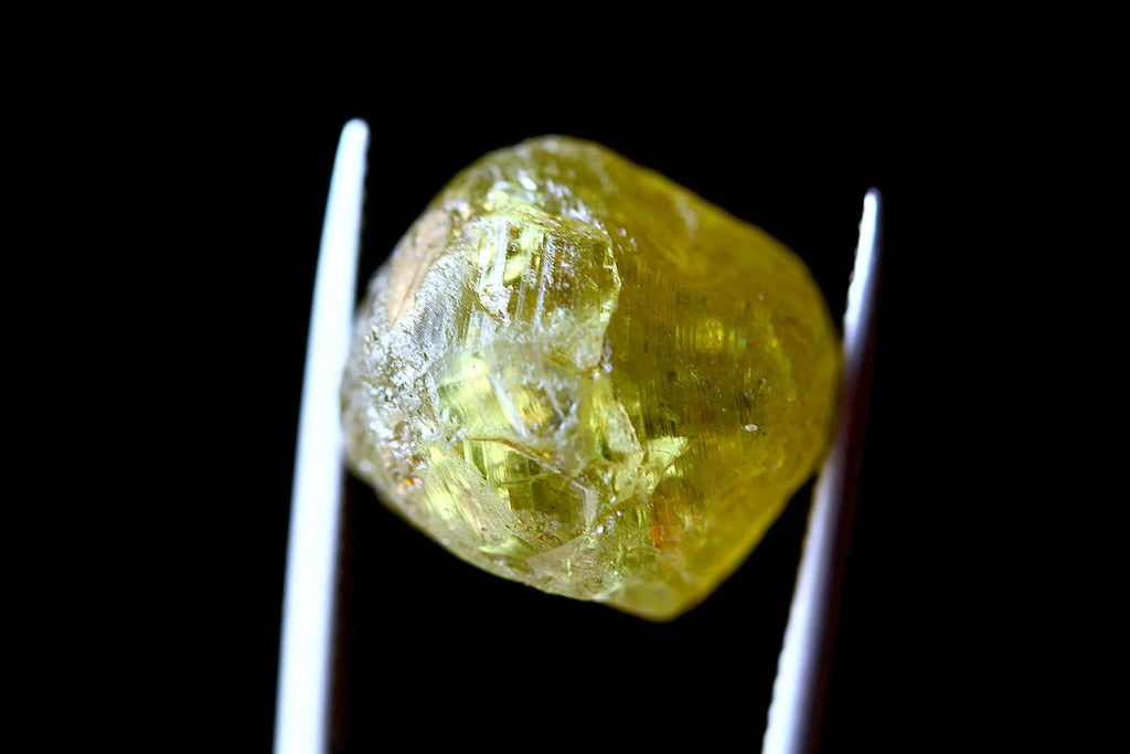 Mali Garnet color variations (yellow, green, orange, brown)