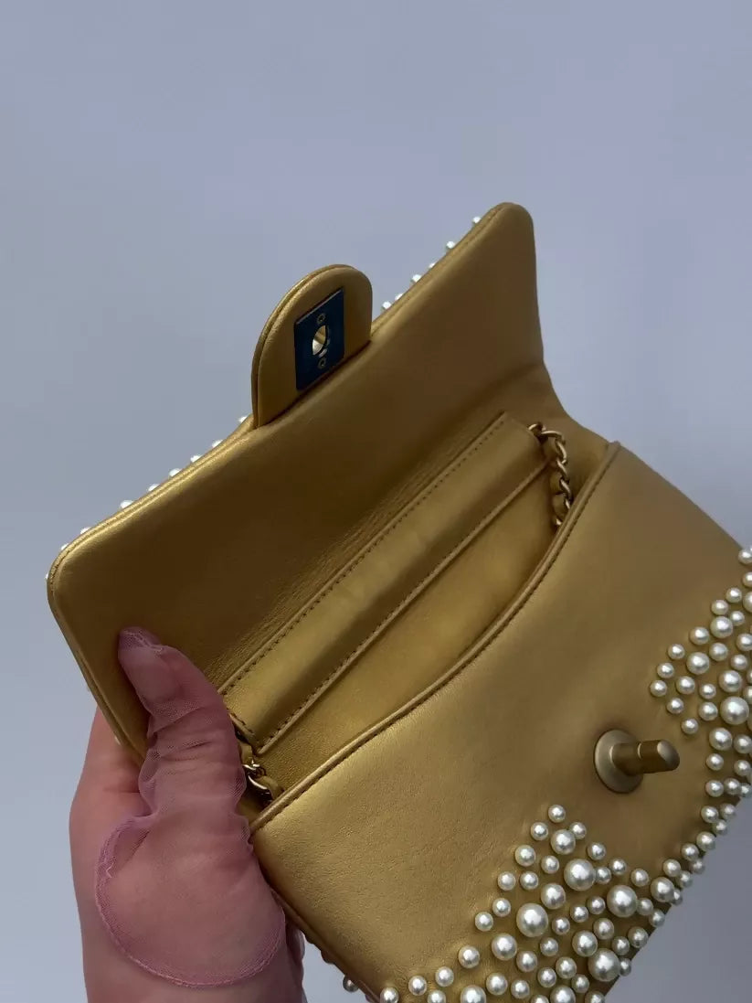 Chanel 2015 Paris–Dubai Gold Metallic Pearly Wallet on Chain