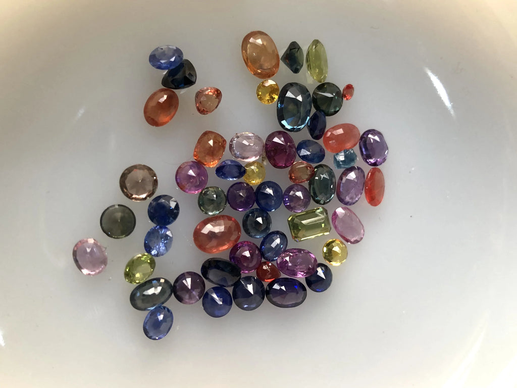 25 Carats Fancy Color Loose Sapphires Stone Deal