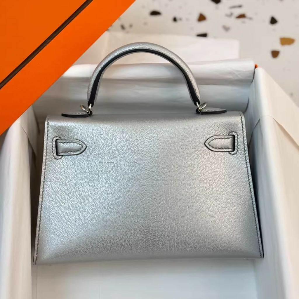 Hermès Kelly 20 Mini Sellier Argent Silver Metallic Chevre Chamkilight Palladium Hardware