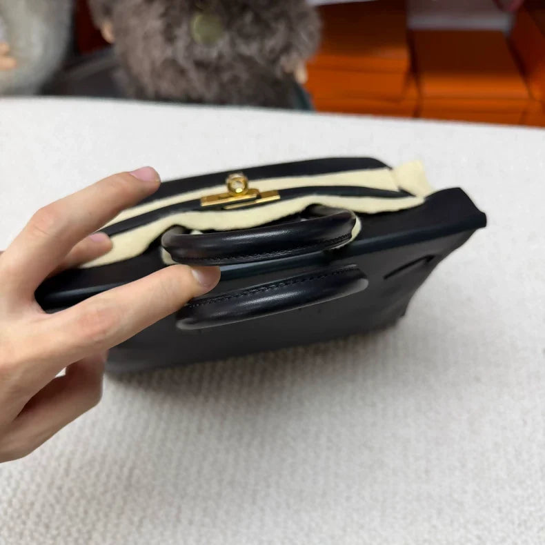 Hermès Birkin 25 Black Volupto Leather gold hardware