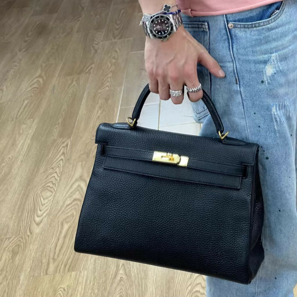 Hermès Kelly 32 Black Togo Leather with Gold Hardware