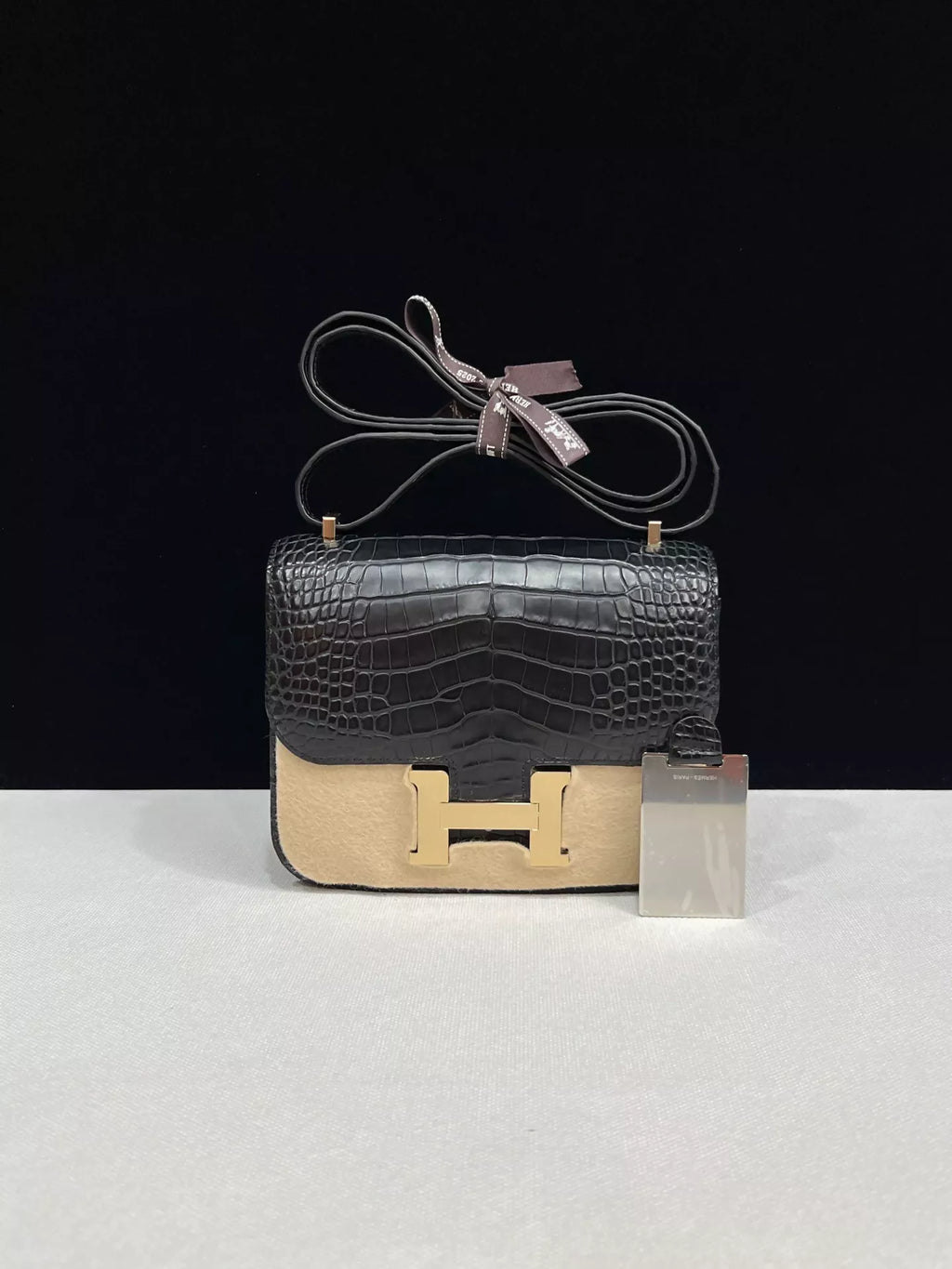 Hermes Constance 19 black matte alligator leather light gold hardware