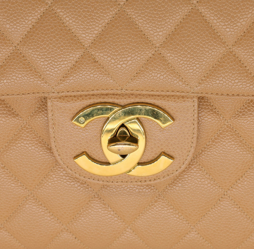 Chanel Vintage 1990s Caviar Ligt Beige Jumbo Single Classic Flap Bag