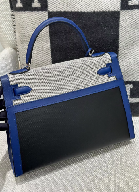 Hermès Kelly Limited Edition 32 Noir (Black)/Bleu Saphir Sellier Epsom Palladium Hardware