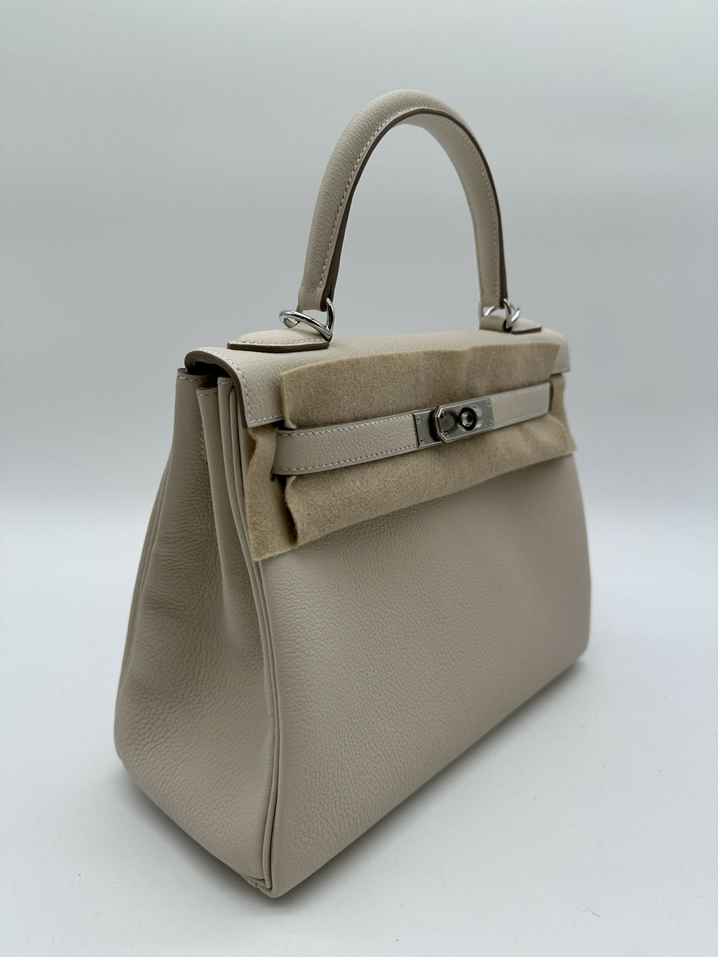 Hermès Kelly 28 Craie Togo PHW K