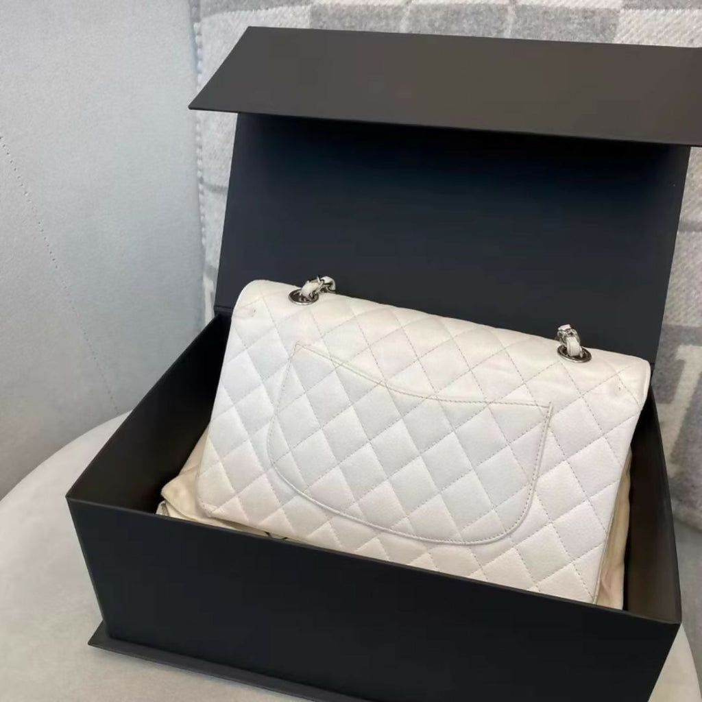 Chanel White Lychee Leather Classic Flap bag Medium