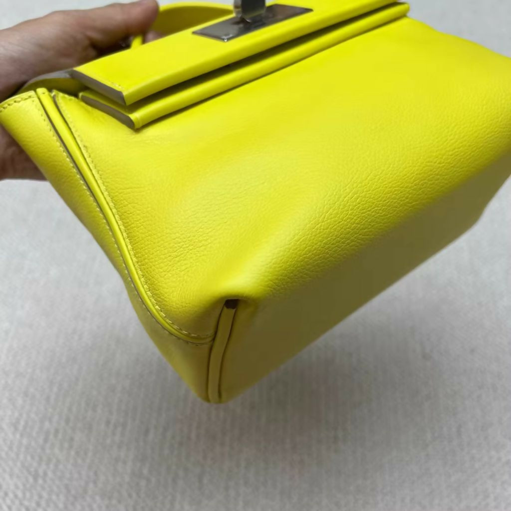 Hermès 24/24 Mini 9R Lime Yellow Evercolor palladium hardware