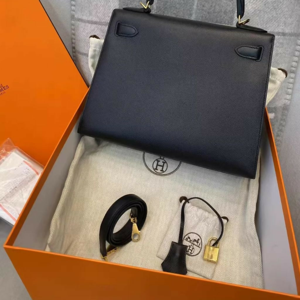 Hermes kelly 28 Black Epsom Leather Gold Hardware
