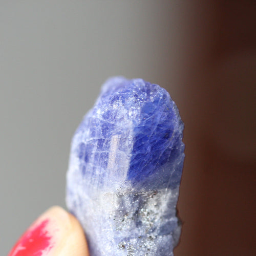Buy natural raw tanzanite stone for cutting