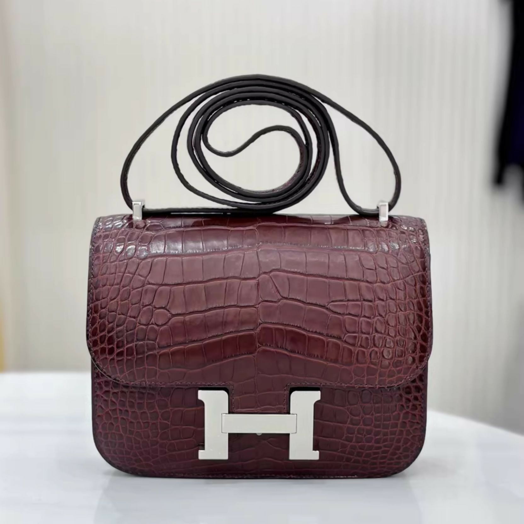 Hermès Constance 19 Havana Matte Crocodile leather palladium hardware
